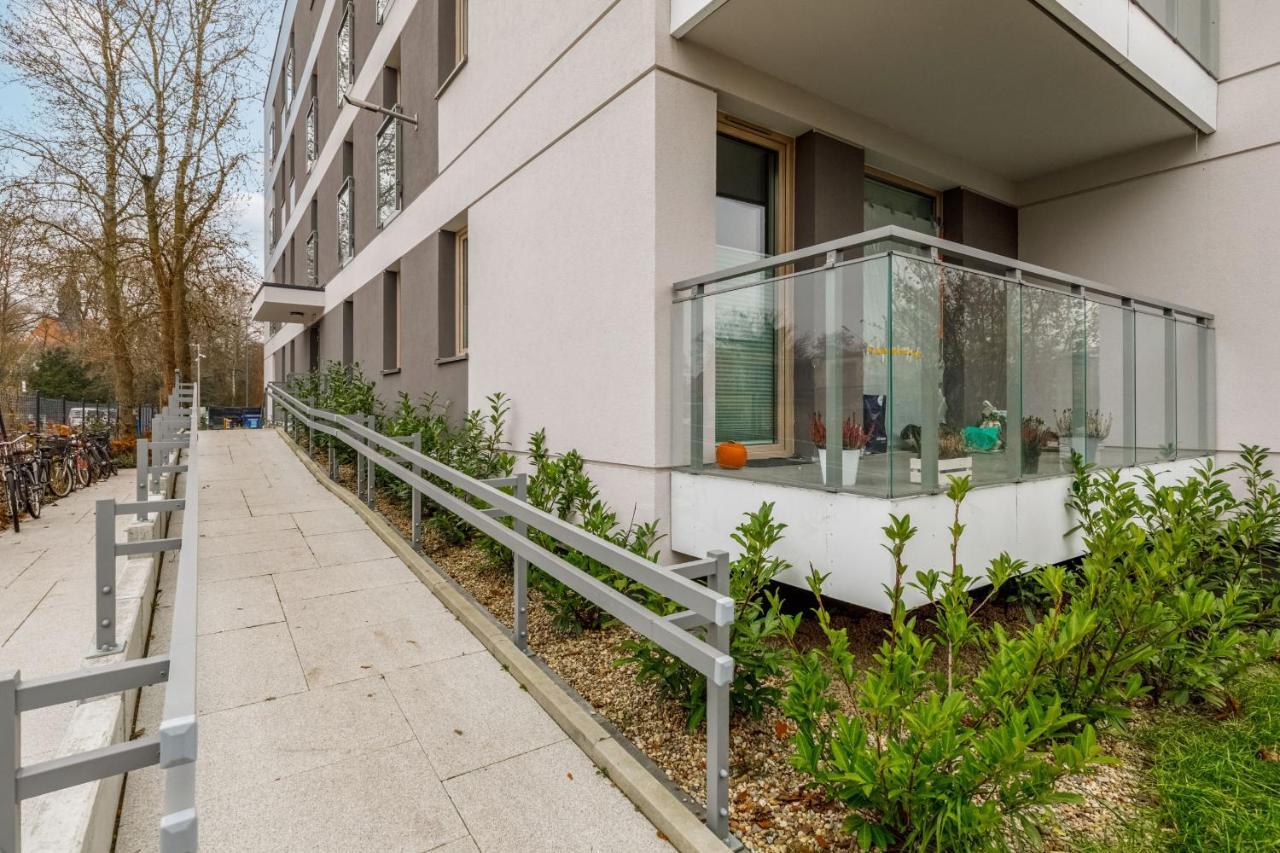 Green Square Apartment With Balcony Swinoujscie By Noclegi Renters Esterno foto